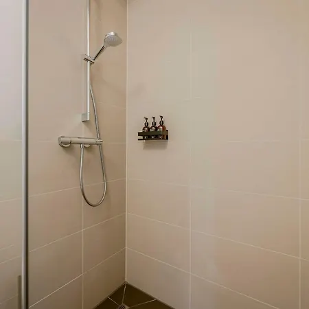 Exquis Artistic 2Br-Apartment Artdeco I Balcony Garden I Family-Friendly I Parking I Home Office * Böblingen