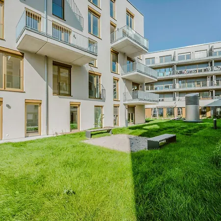 Exquis Artistic 2Br-Apartment Artdeco I Balcony Garden I Family-Friendly I Parking I Home Office Appartement *